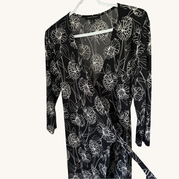 Banana Republic Wrap Dress - Picture 3 of 3